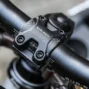 light-bee-handlebar-clamp-933025_669x512.webp