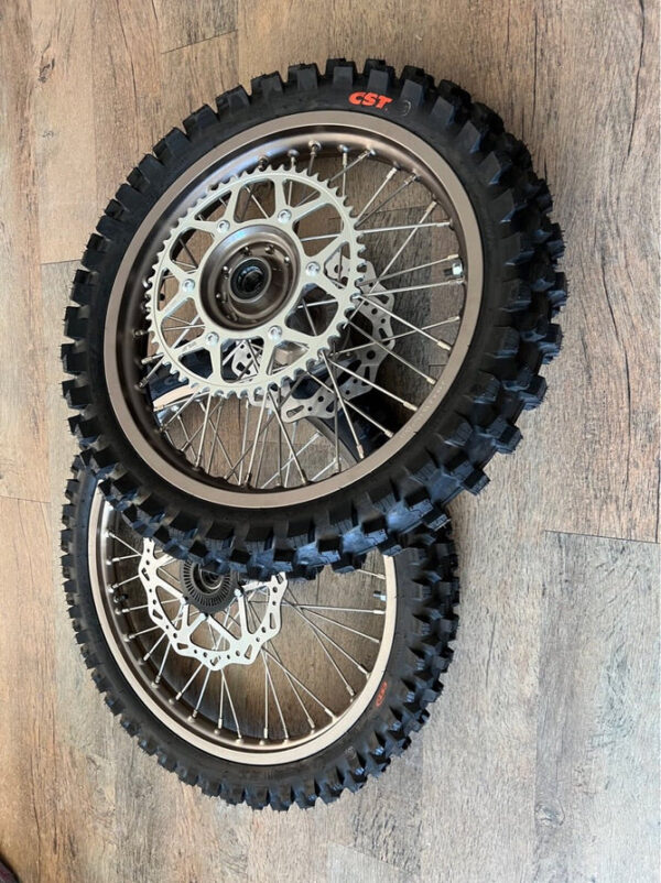 storm-bee-2118-off-road-wheel-kit-302920_669x894.jpg