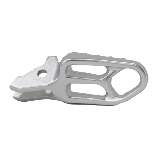 ultra-bee-right-foot-peg-905267_669x669.webp